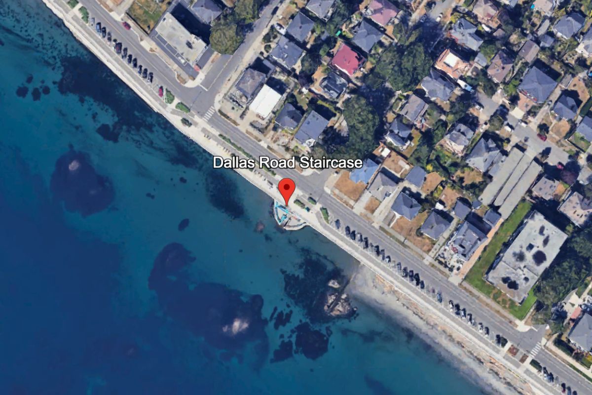Dallas Road Staircase - NearMe Victoria